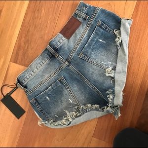 One Teaspoon Shorts!